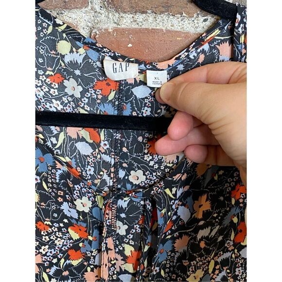 GAP Black Floral Peplum Blouse Women’s Size XL - Picture 6 of 9